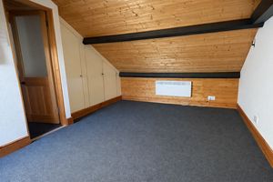 Photo 1- click for photo gallery